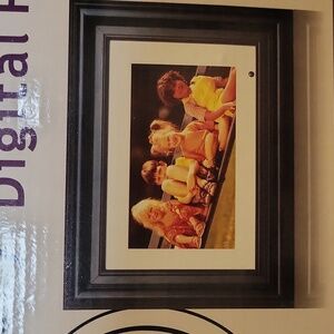 New SUNGALE 7" Digital Photo Frame - Black